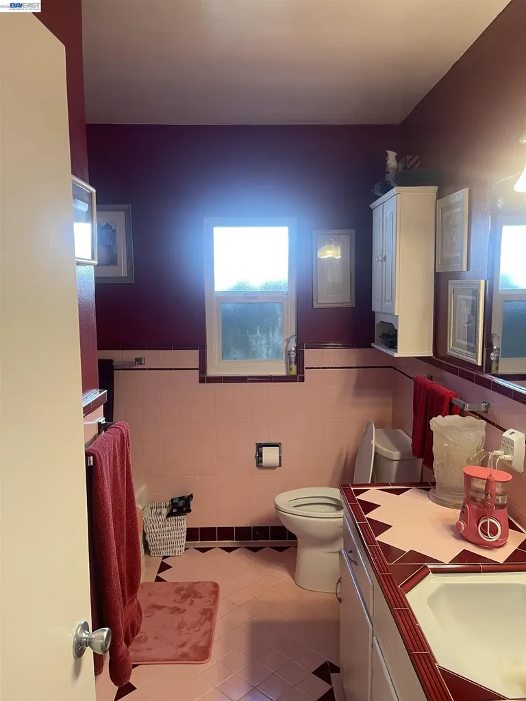 1256 Glen Drive San Leandro CA 94577