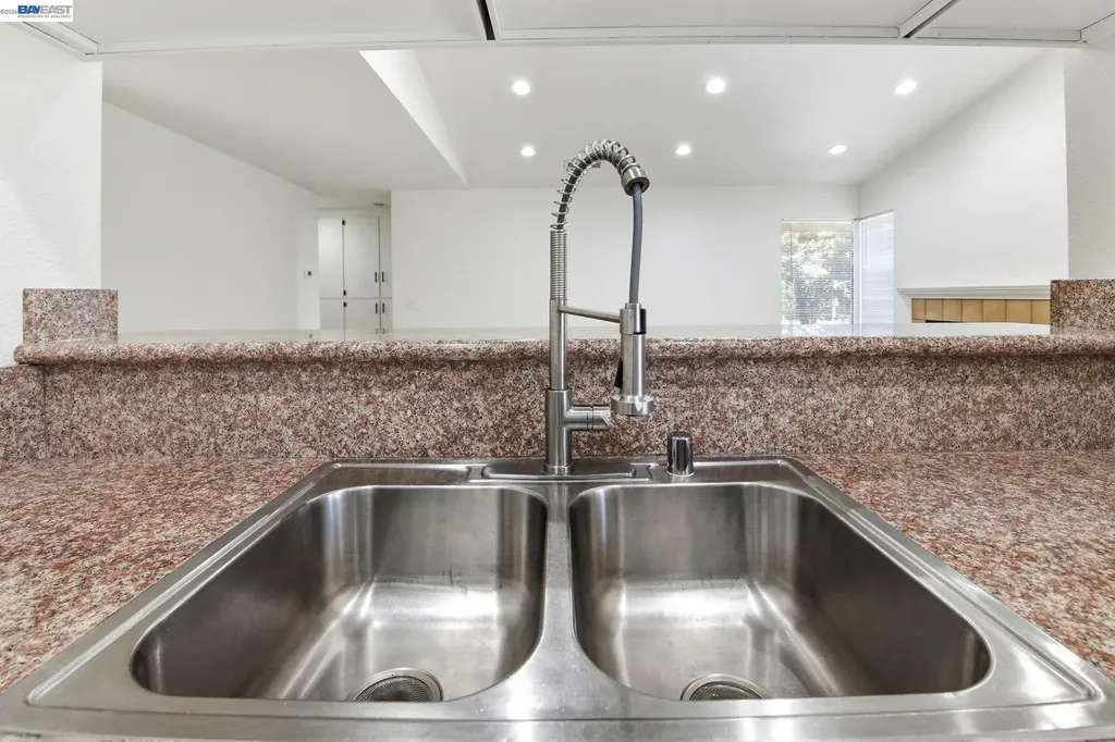 935 Cherry Glen Circle Fremont CA 94536
