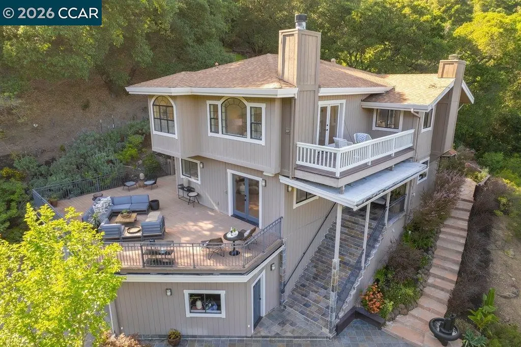14 Springhill Lane Lafayette CA 94929