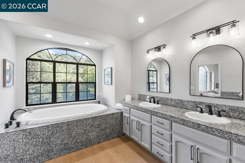 14 Springhill Lane Lafayette CA 94929