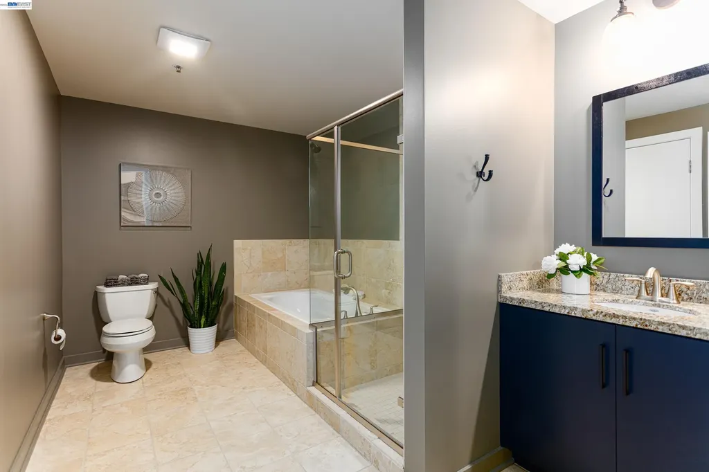 222 Broadway Oakland CA 94607