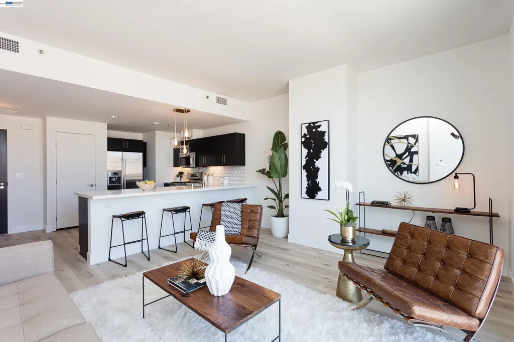 222 Broadway Oakland CA 94607