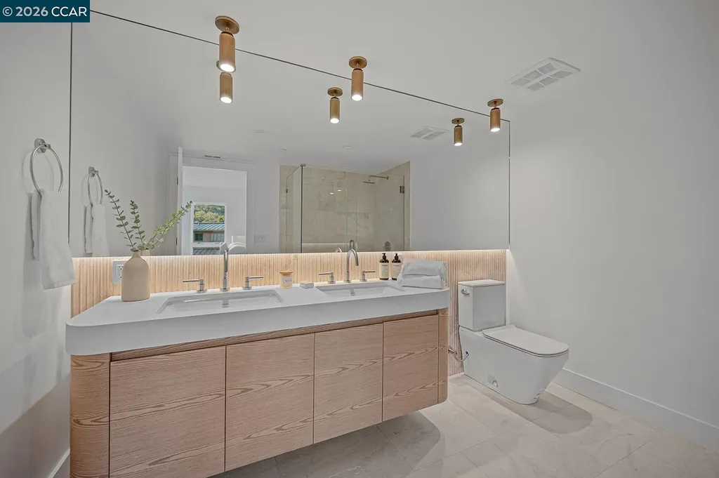 3742 Mount Diablo Boulevard #2A Lafayette CA 94549