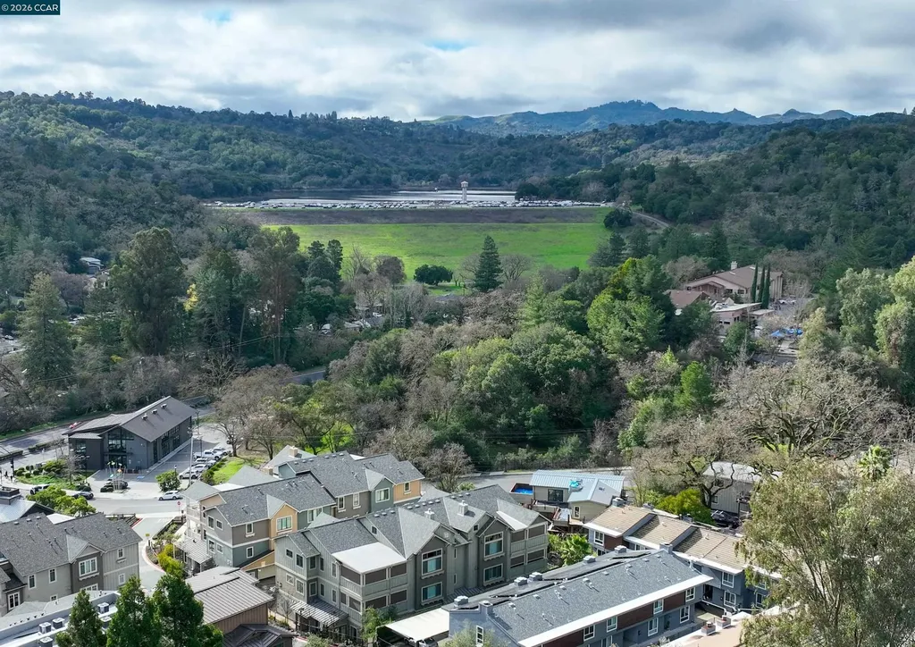 3742 Mt. Diablo Boulevard #2A Lafayette CA 94549