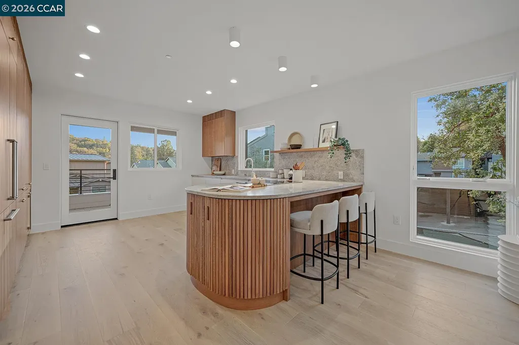 3742 Mount Diablo Boulevard #2A Lafayette CA 94549
