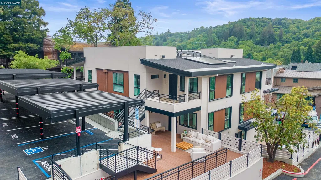 3742 Mt. Diablo Boulevard #2A Lafayette CA 94549
