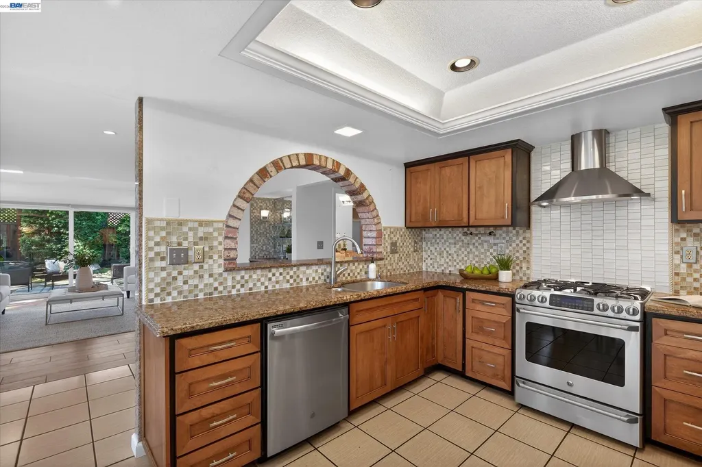 35587 Reymouth Drive Newark CA 94560