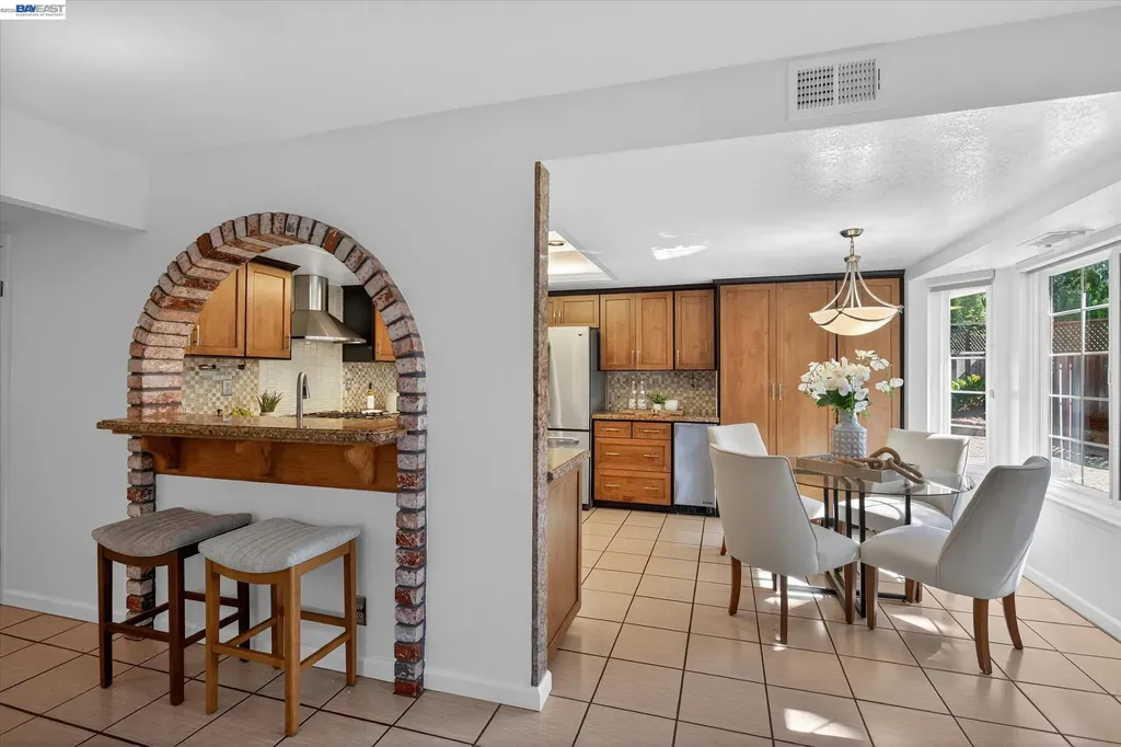 35587 Reymouth Drive Newark CA 94560