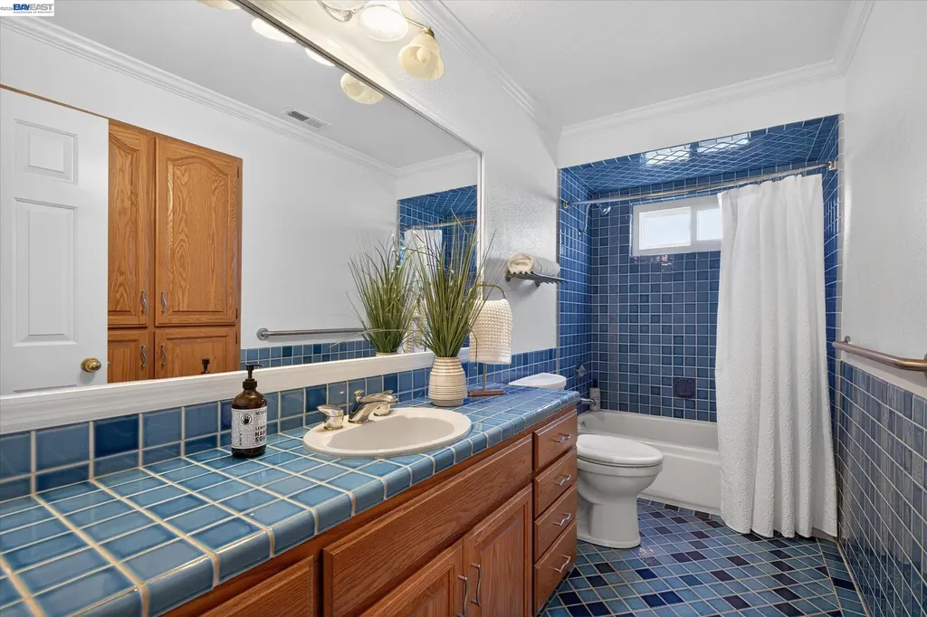 35587 Reymouth Drive Newark CA 94560