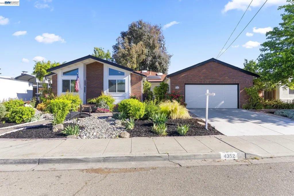 4352 Davis Way Livermore CA 94550