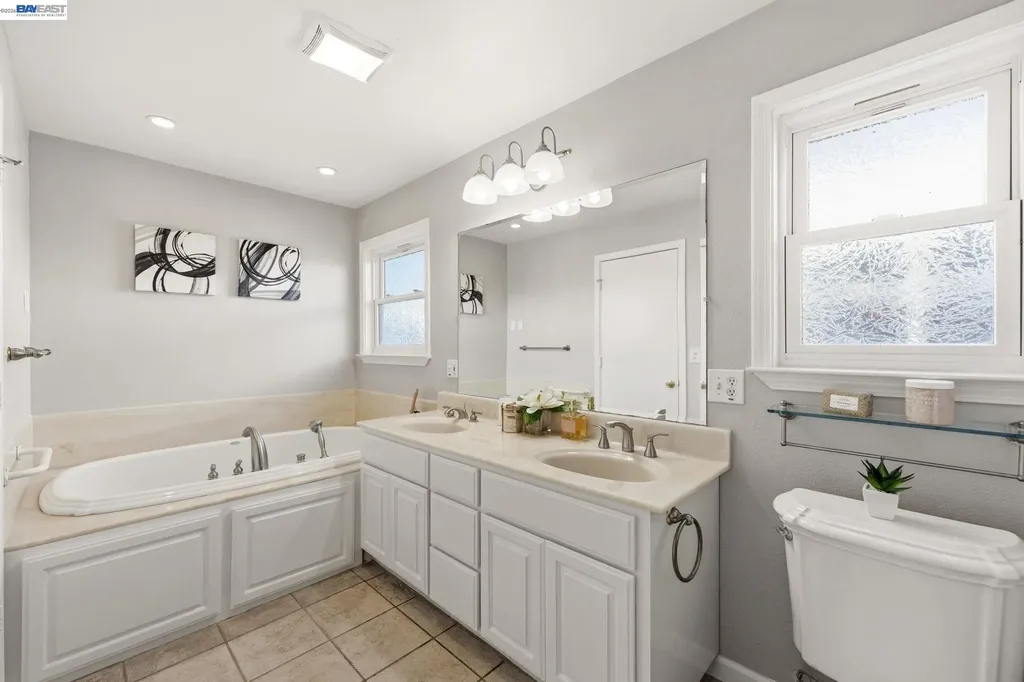 4352 Davis Way Livermore CA 94550