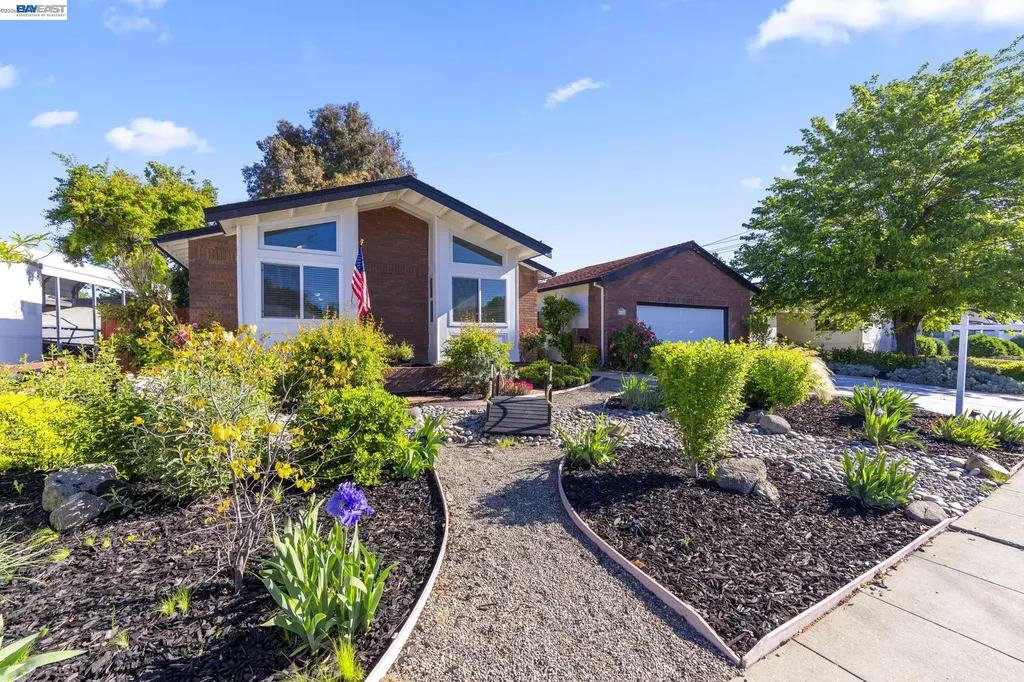 4352 Davis Way Livermore CA 94550