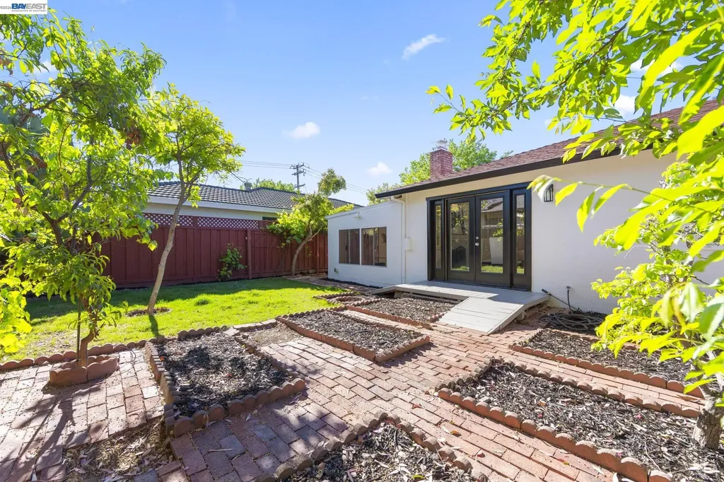 4352 Davis Way Livermore CA 94550
