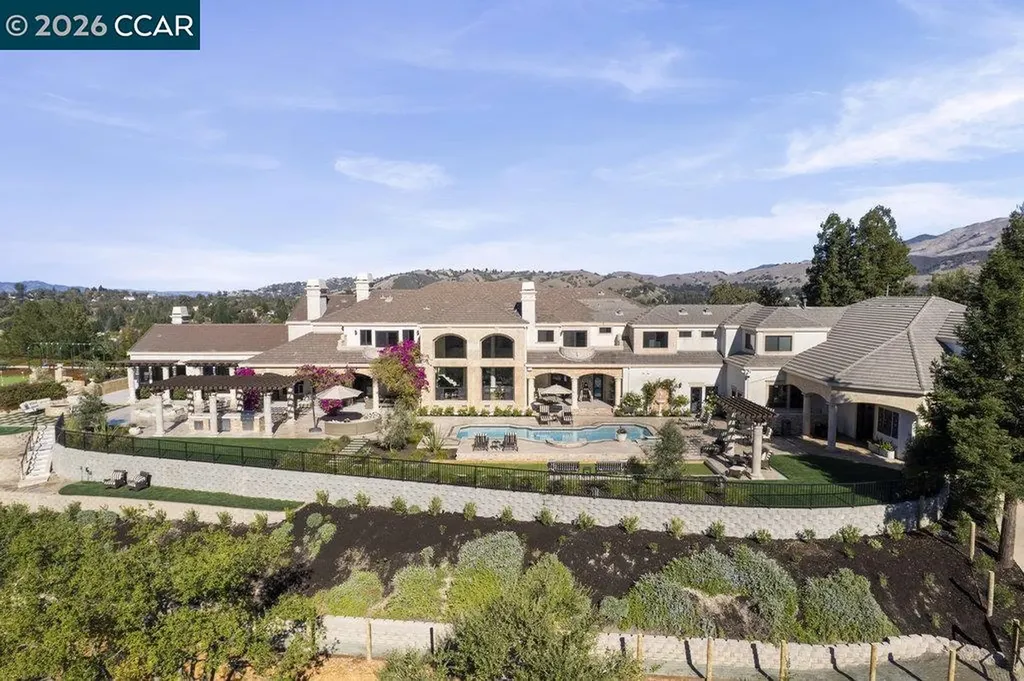 251 Santiago Lane Danville CA 94526