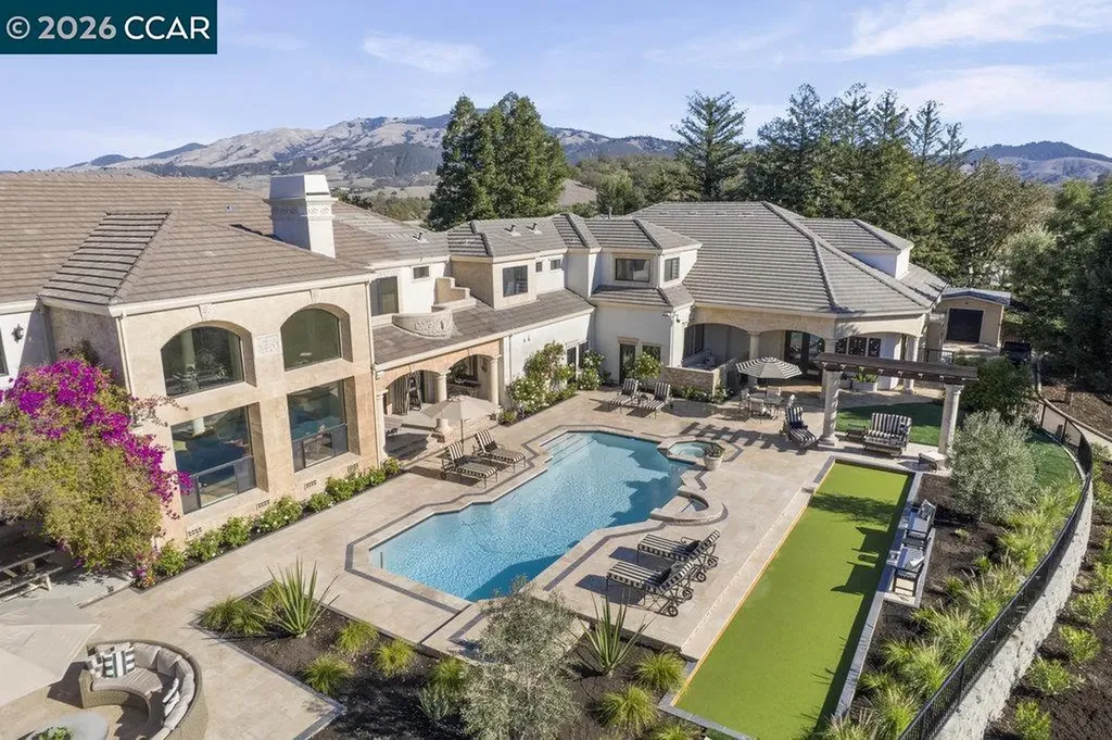251 Santiago Lane Danville CA 94526
