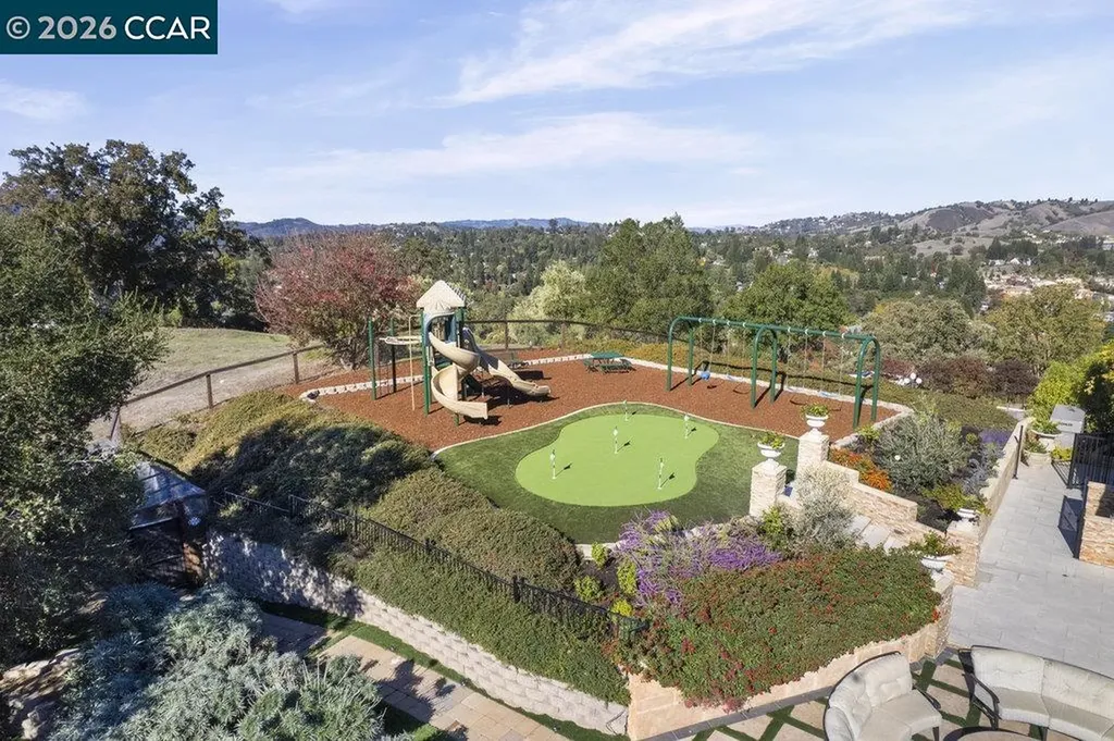 251 Santiago Lane Danville CA 94526