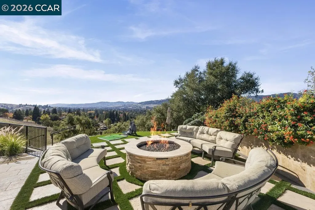 251 Santiago Lane Danville CA 94526
