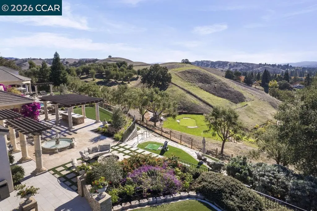251 Santiago Lane Danville CA 94526