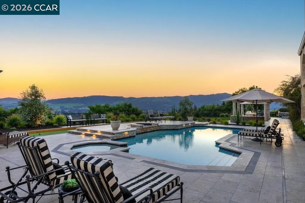 251 Santiago Lane Danville CA 94526