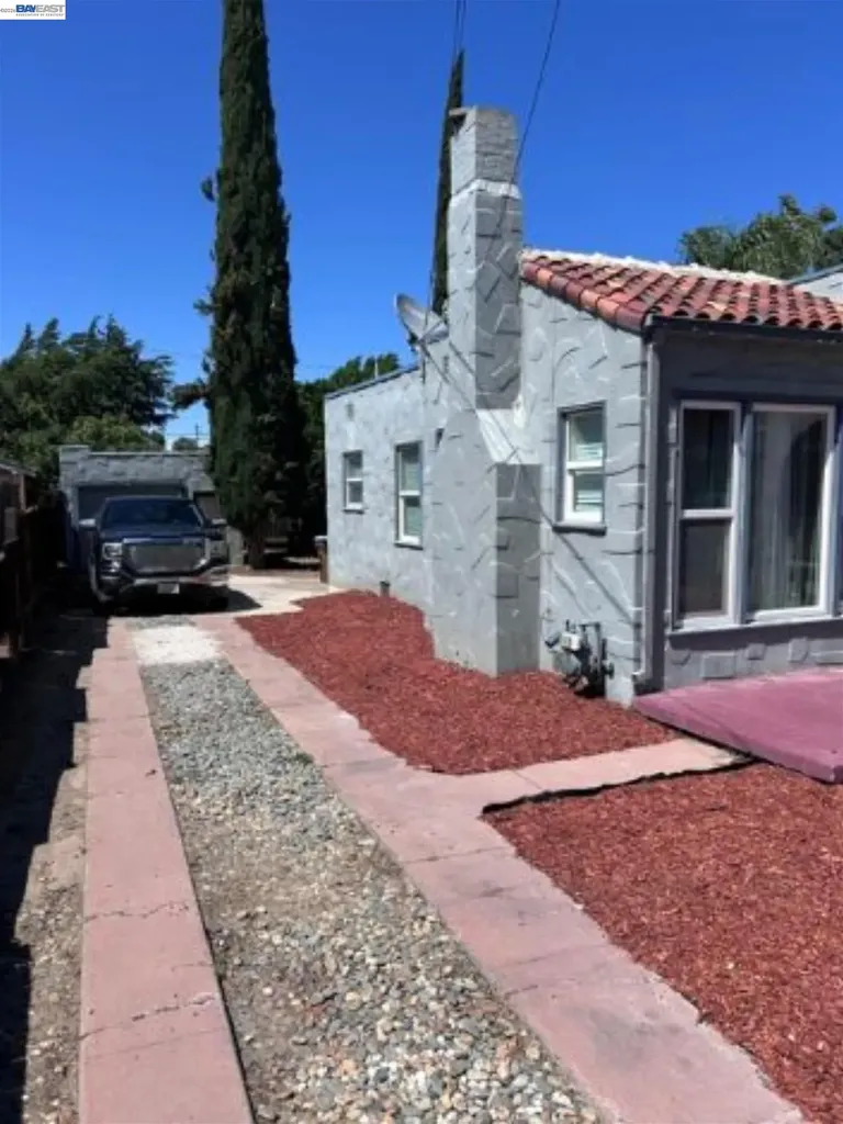 408 10th Street Antioch CA 94509