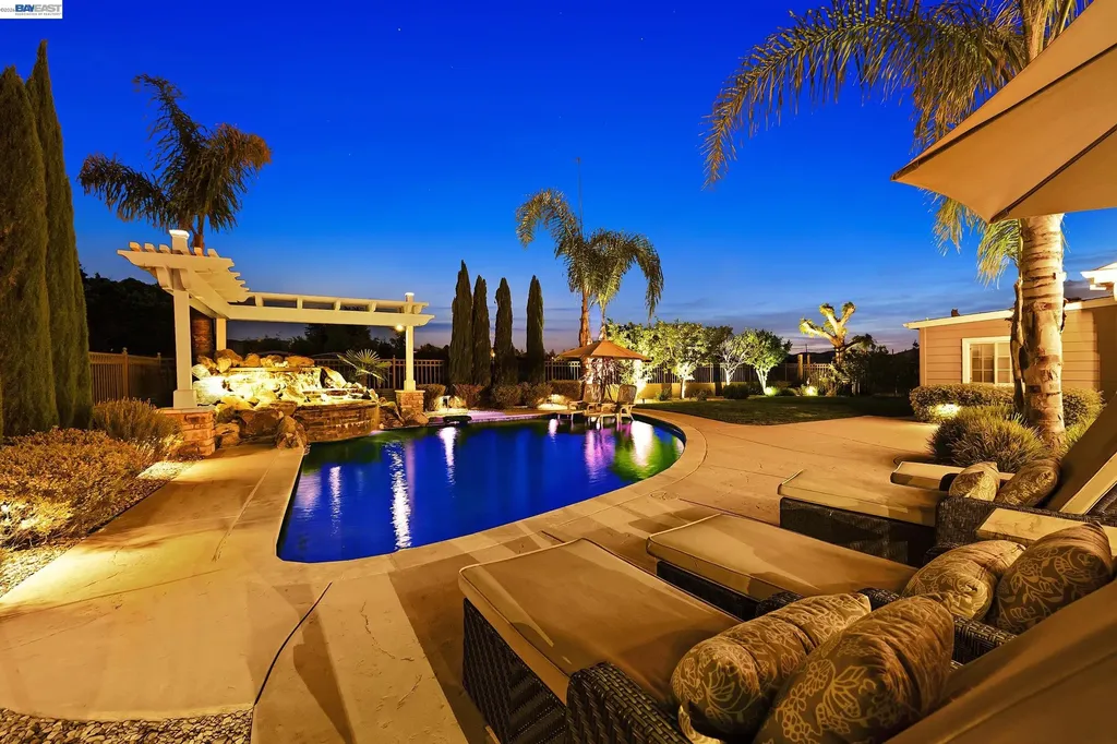 2886 Mission Lane Livermore CA 94550