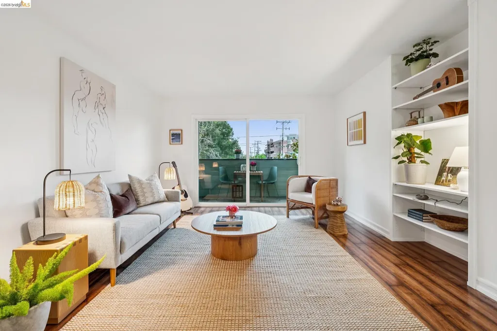 199 Montecito Avenue Oakland CA 94610