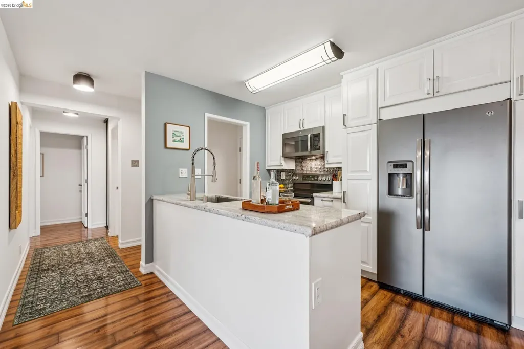 199 Montecito Avenue Oakland CA 94610
