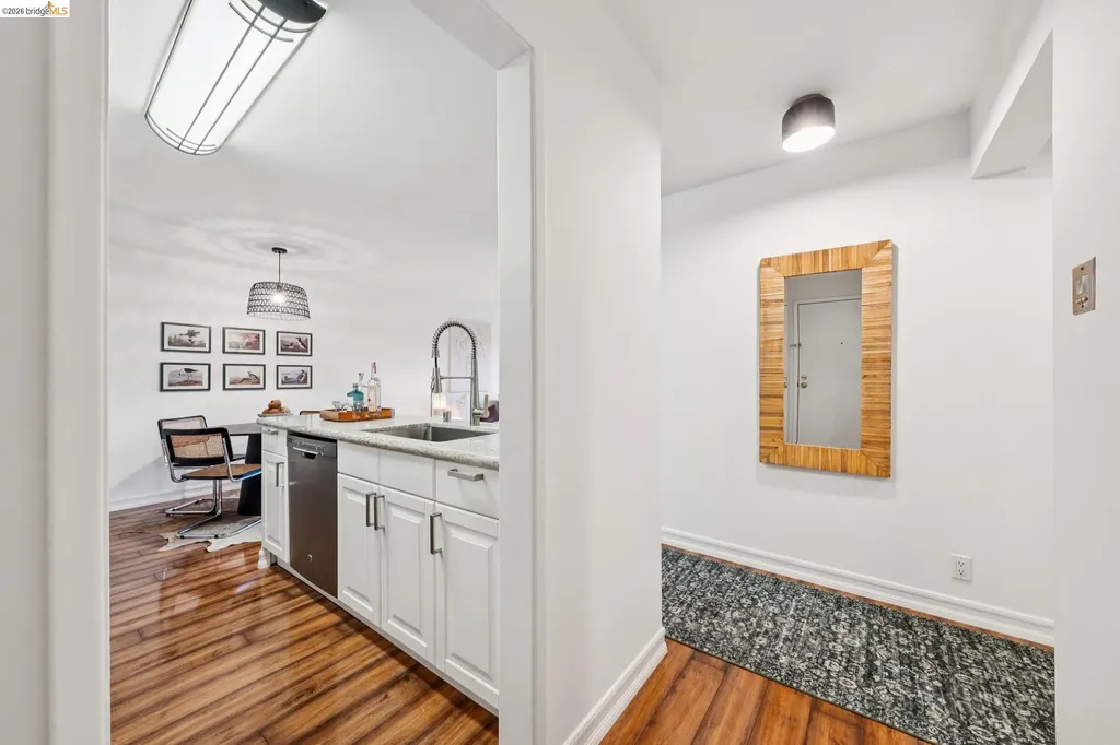 199 Montecito Avenue Oakland CA 94610