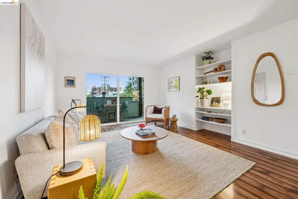199 Montecito Avenue Oakland CA 94610