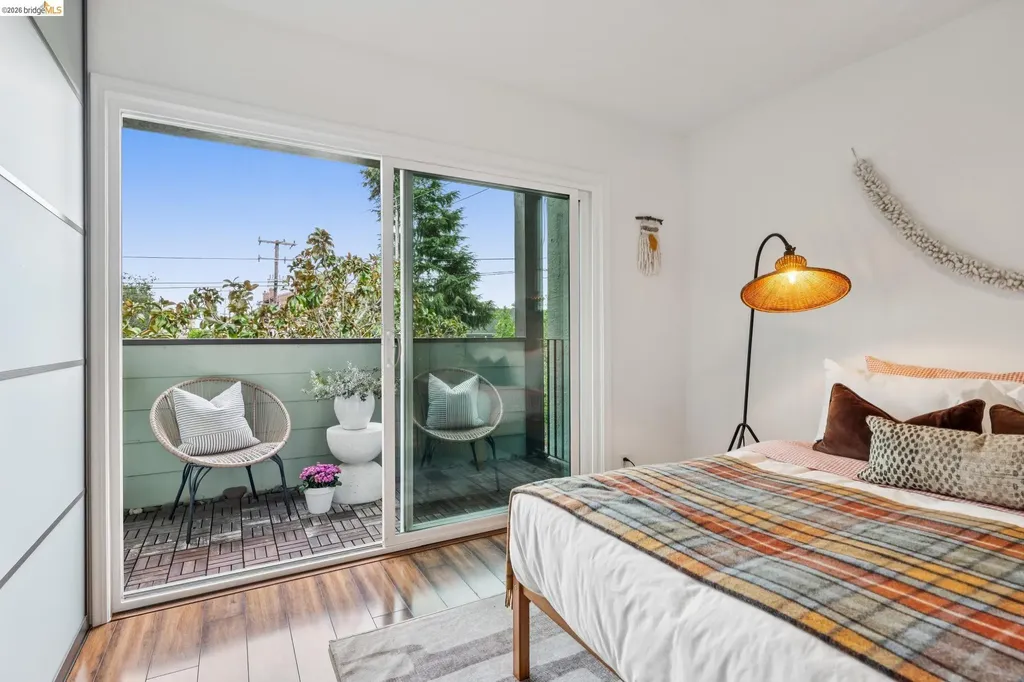 199 Montecito Avenue Oakland CA 94610