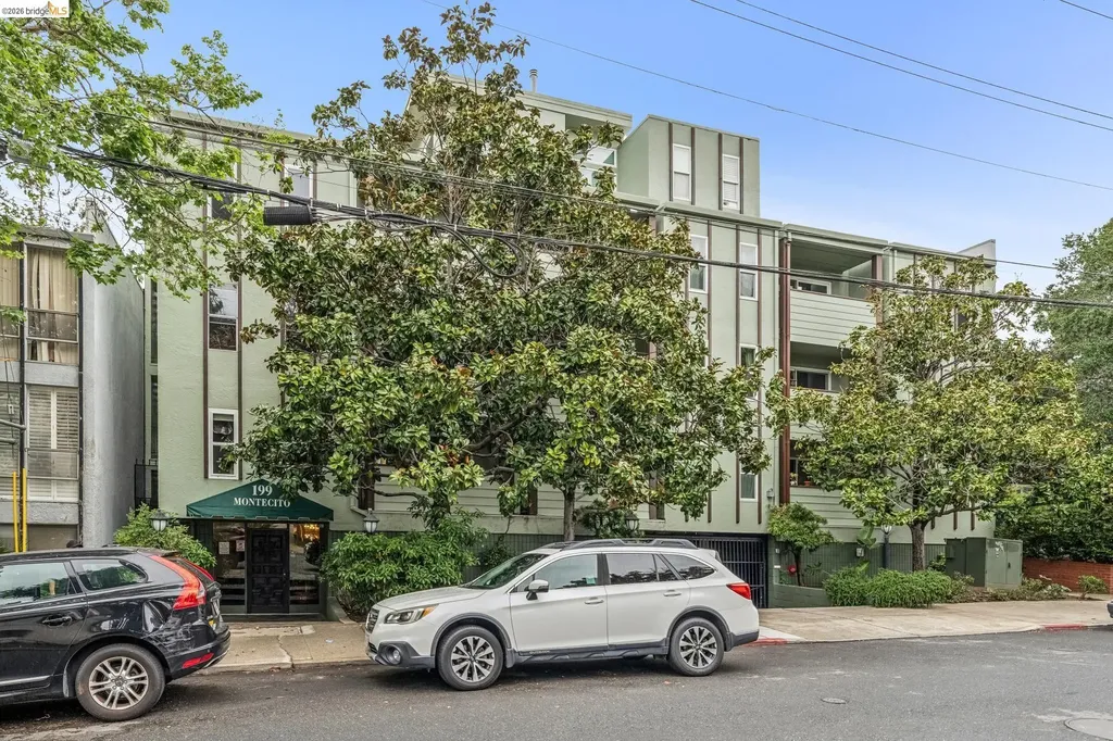 199 Montecito Avenue Oakland CA 94610