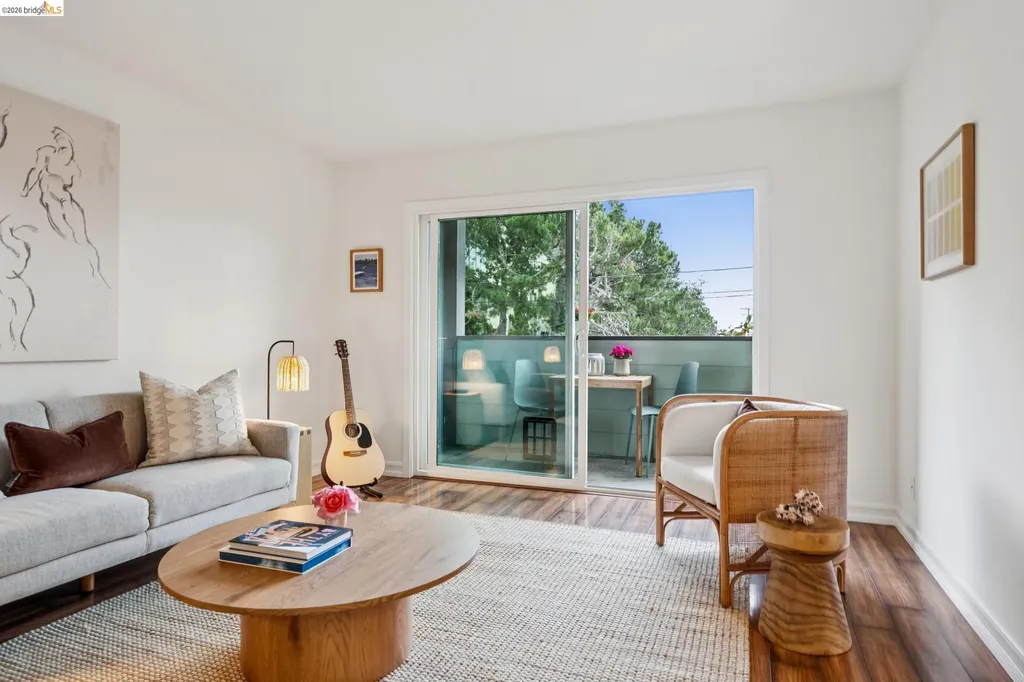 199 Montecito Avenue Oakland CA 94610