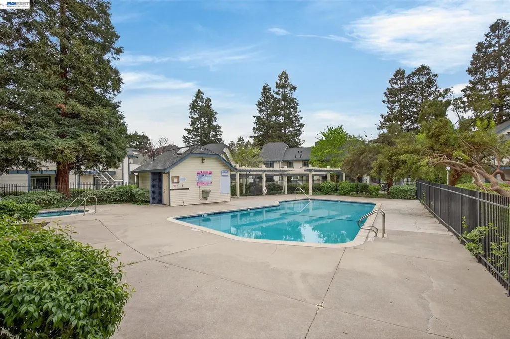 374 Sequim Common Fremont CA 94539