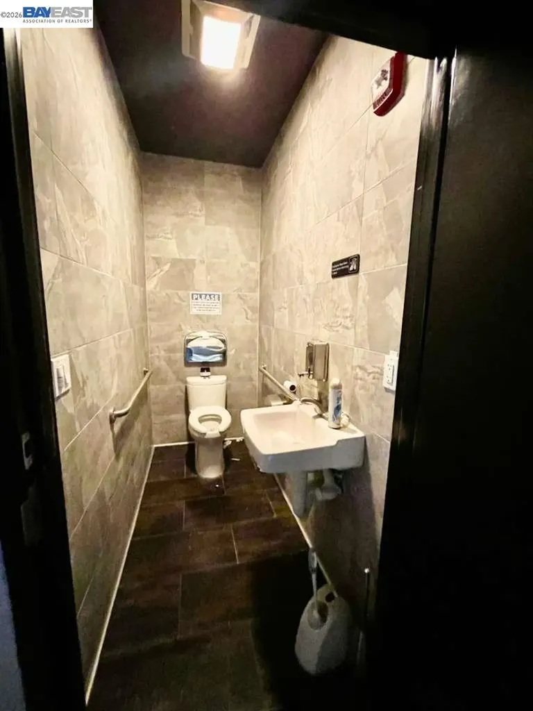 362 8th Street Oakland CA 94607