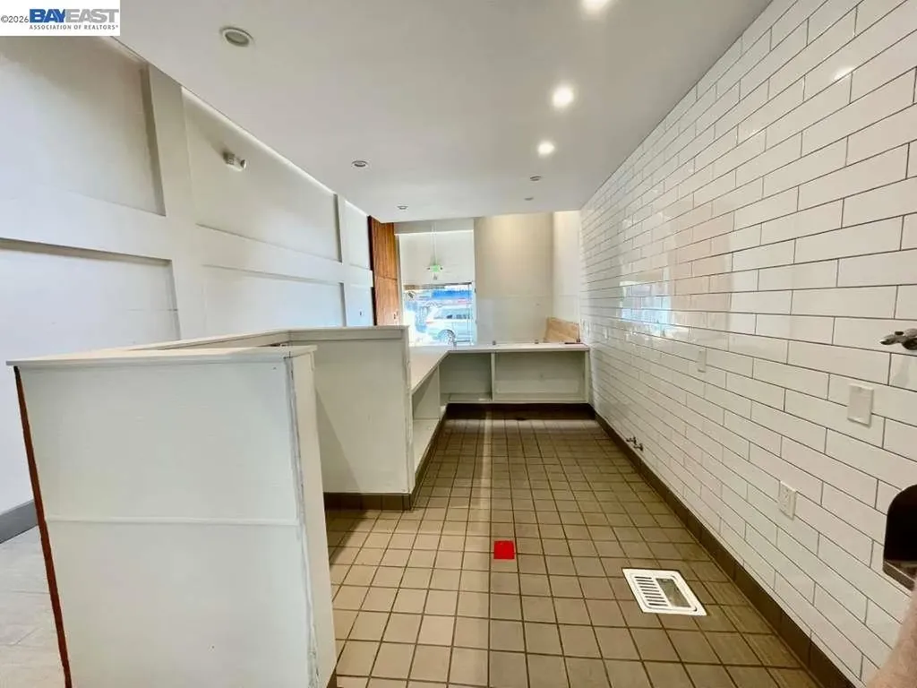 362 8th Street Oakland CA 94607