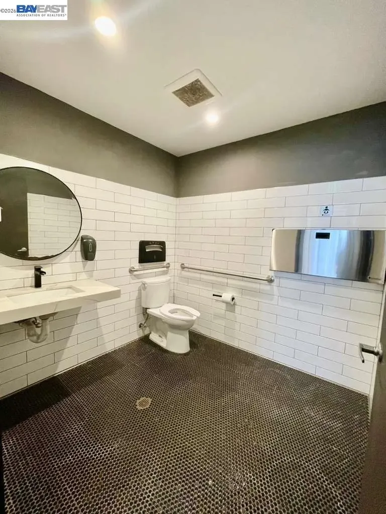 362 8th Street Oakland CA 94607