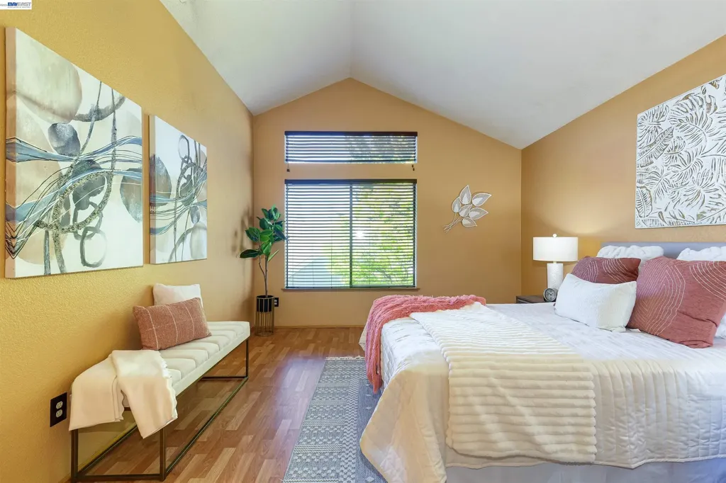 35 Leonard Court Alameda CA 94502
