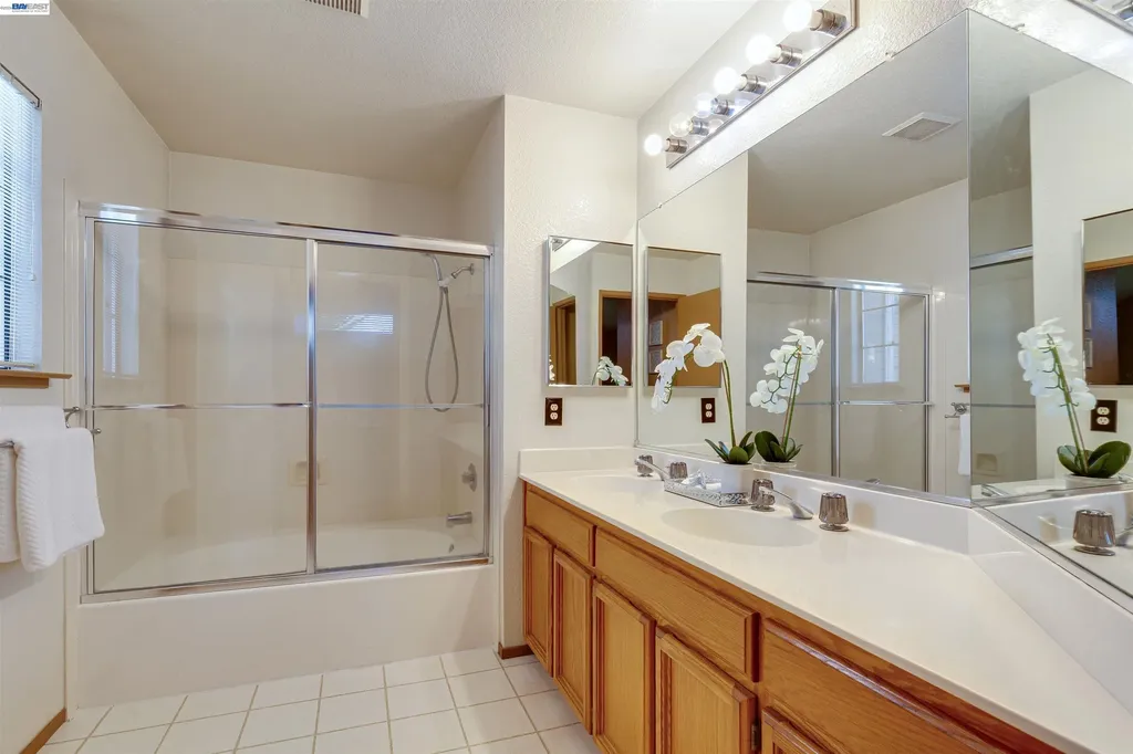 35 Leonard Court Alameda CA 94502