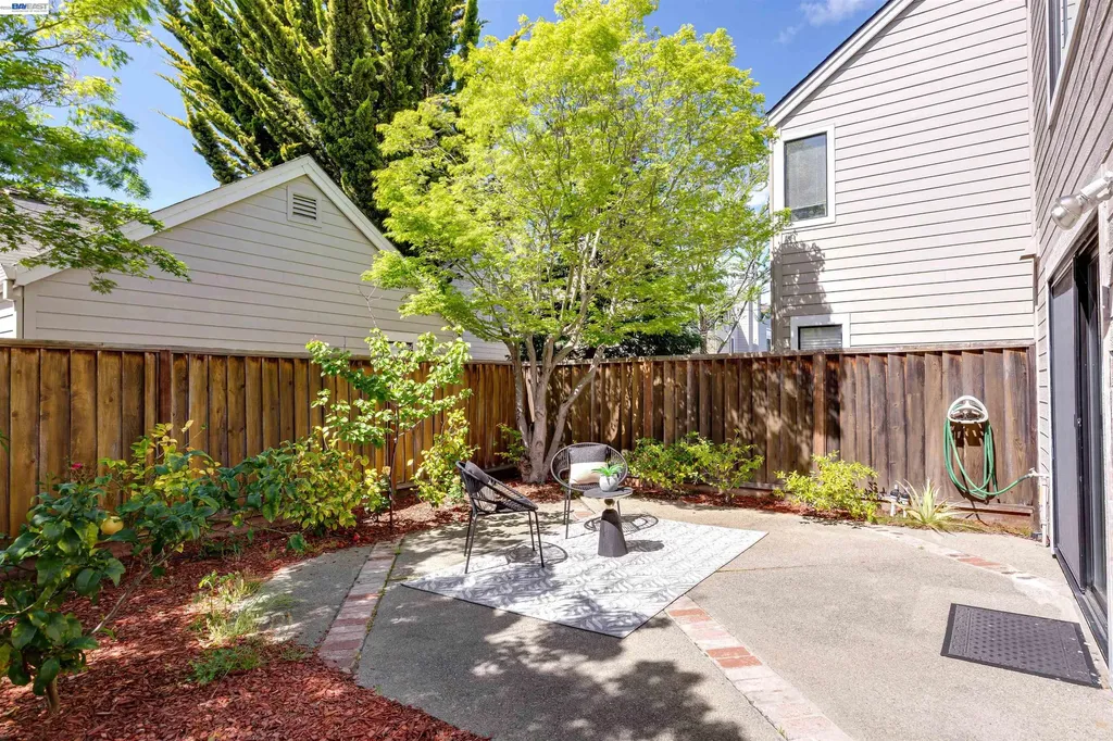 35 Leonard Court Alameda CA 94502