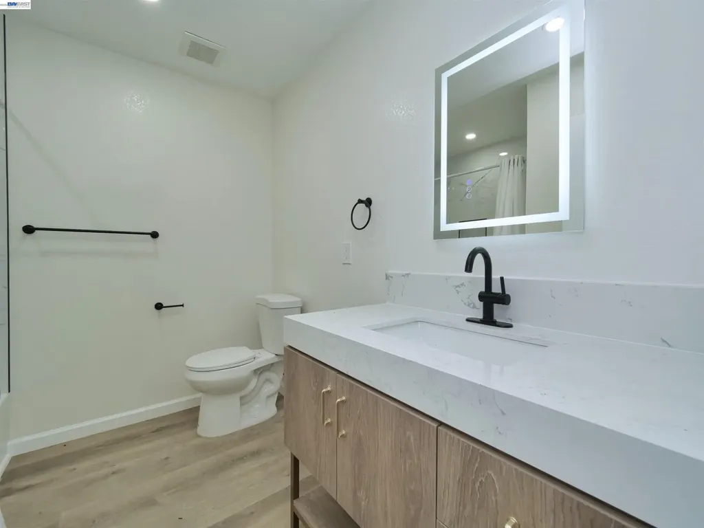 622 Alice Street Oakland CA 94607