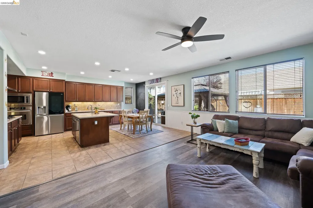 2350 Winchester Loop Discovery Bay CA 94505