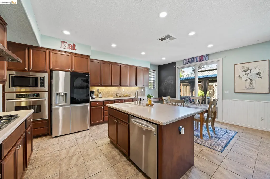 2350 Winchester Loop Discovery Bay CA 94505