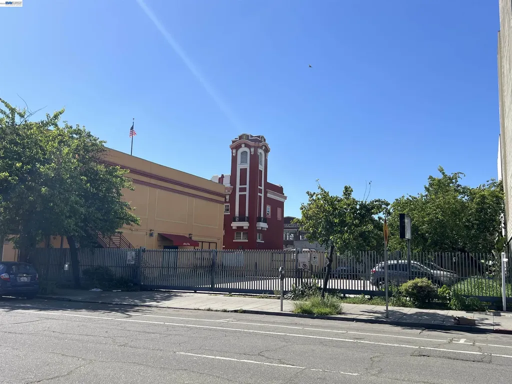 273 9th Street Oakland CA 94607