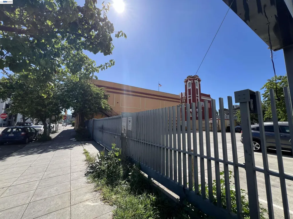 273 9th Street Oakland CA 94607