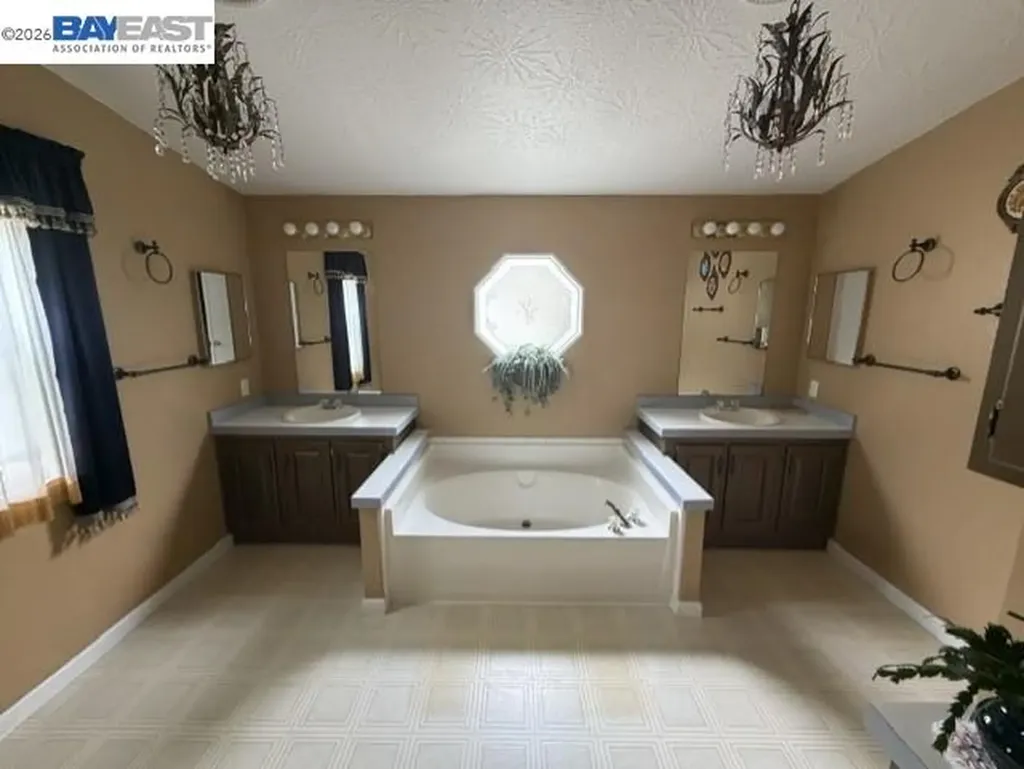 23 Palm Drive Union City CA 94587