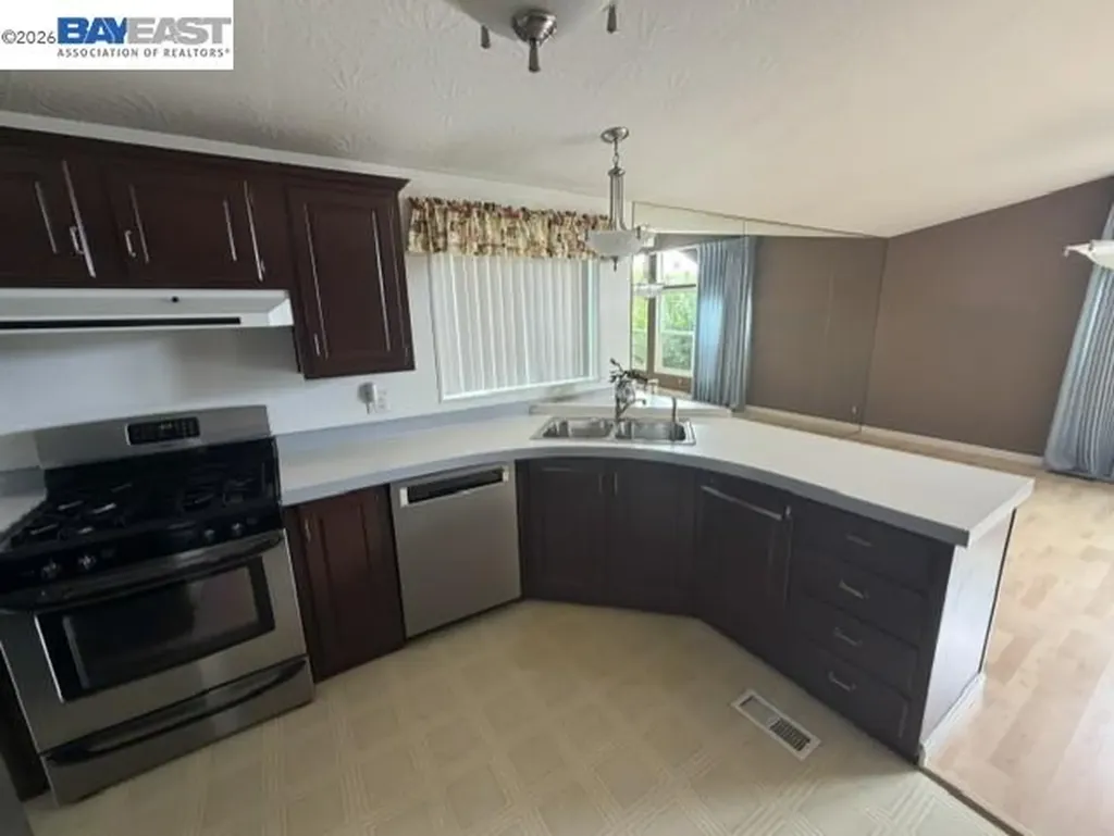 23 Palm Drive Union City CA 94587