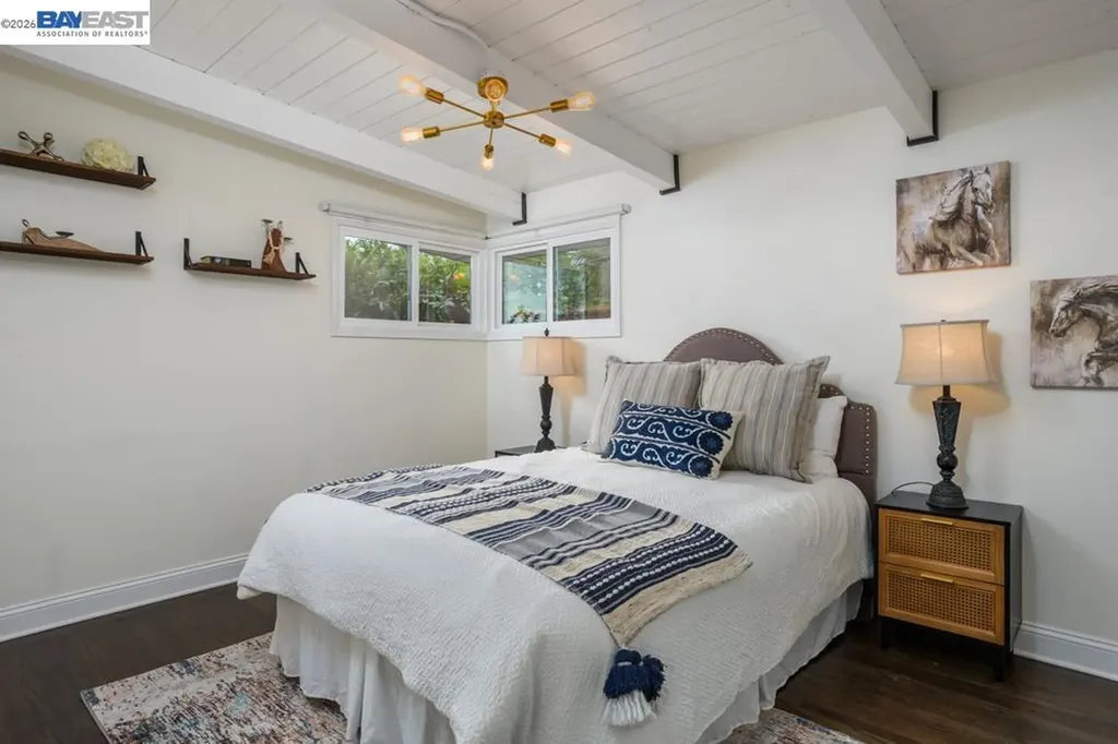 18650 Center Street Castro Valley CA 94546