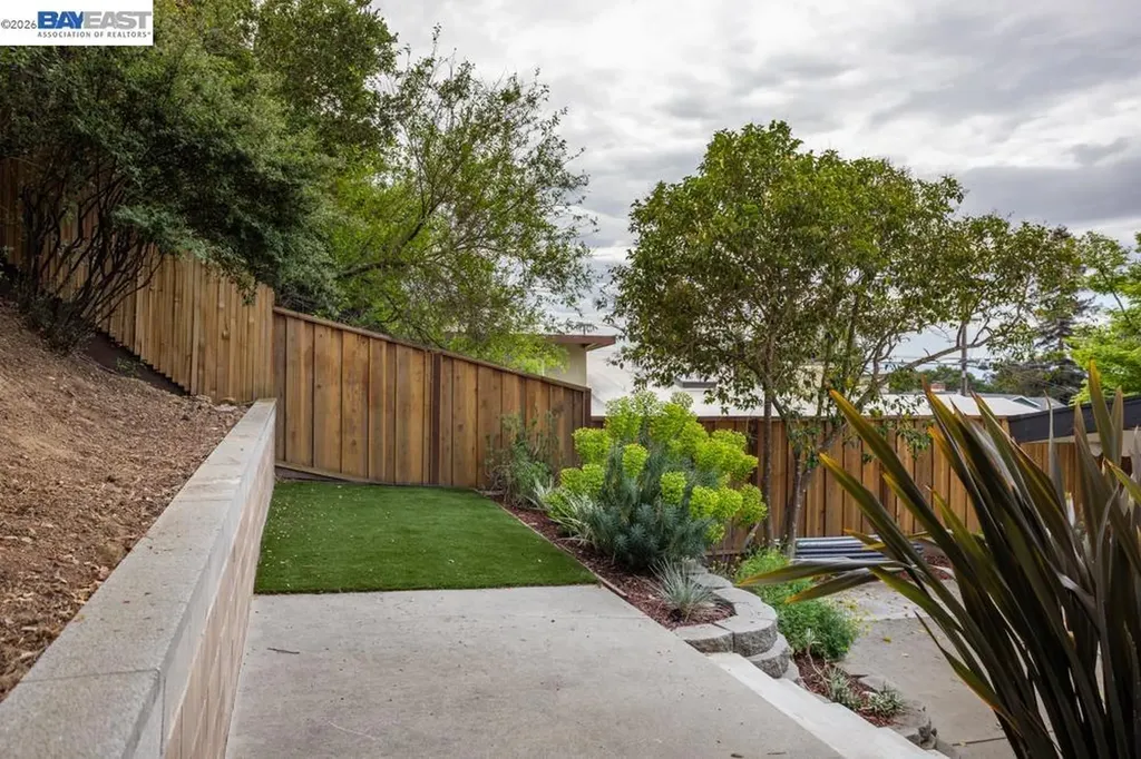 18650 Center Street Castro Valley CA 94546