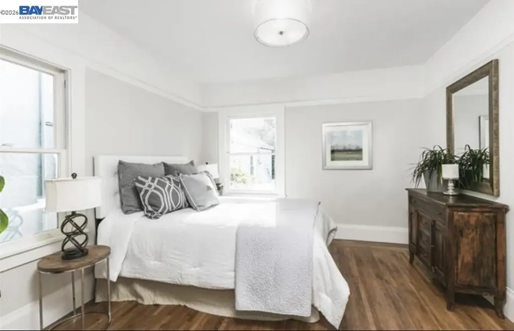 5723 Shattuck Avenue Oakland CA 94609