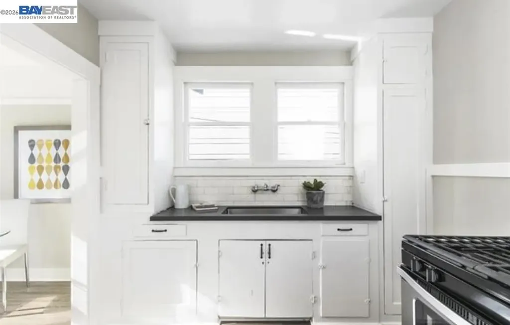 5723 Shattuck Avenue Oakland CA 94609